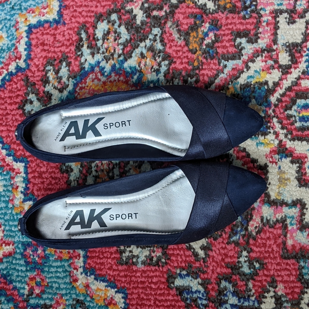 AK Sport Oalise Flat